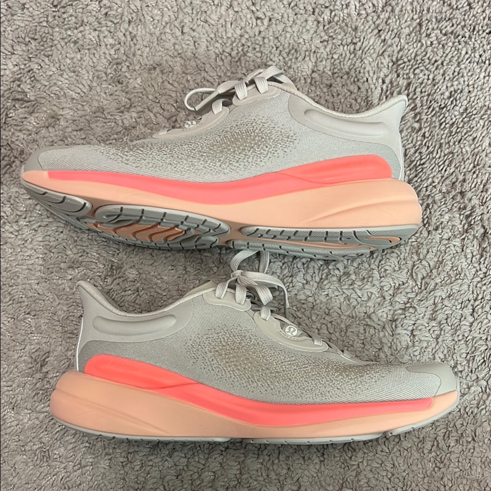 NWOT Lululemon Stylish Women's Gray and Pink Sneakers 7.5